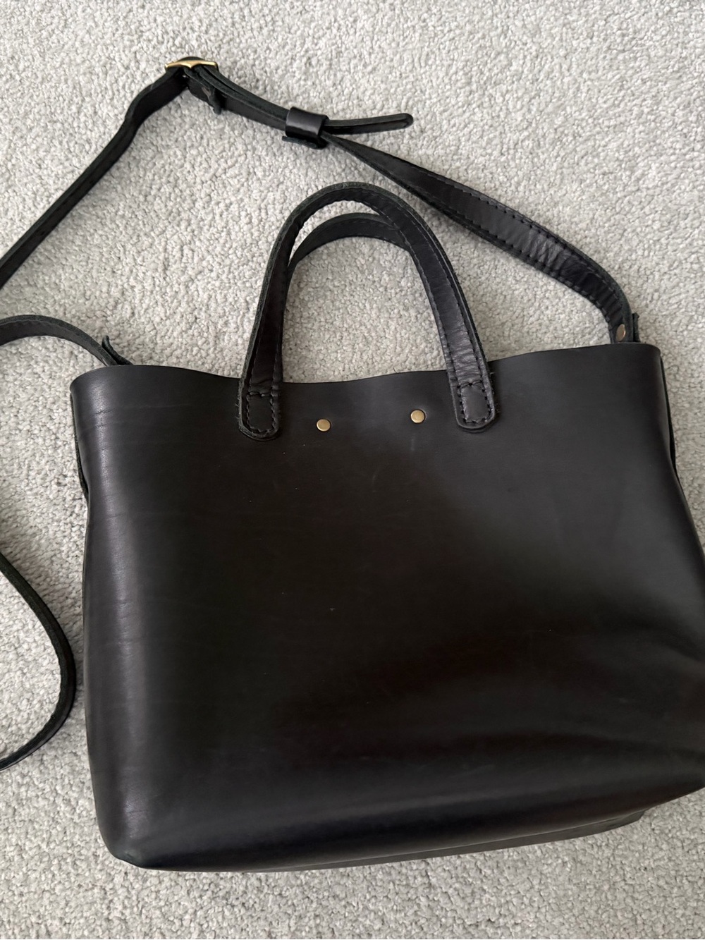 Classic Black Leather Tote Handbag - Versatile Everyday Shoulder Bag